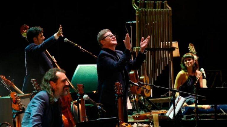 gustavo-santaolalla-en-el-teatro-colon-LRCIIPNM37BKWSIL7VHYH7HUVI